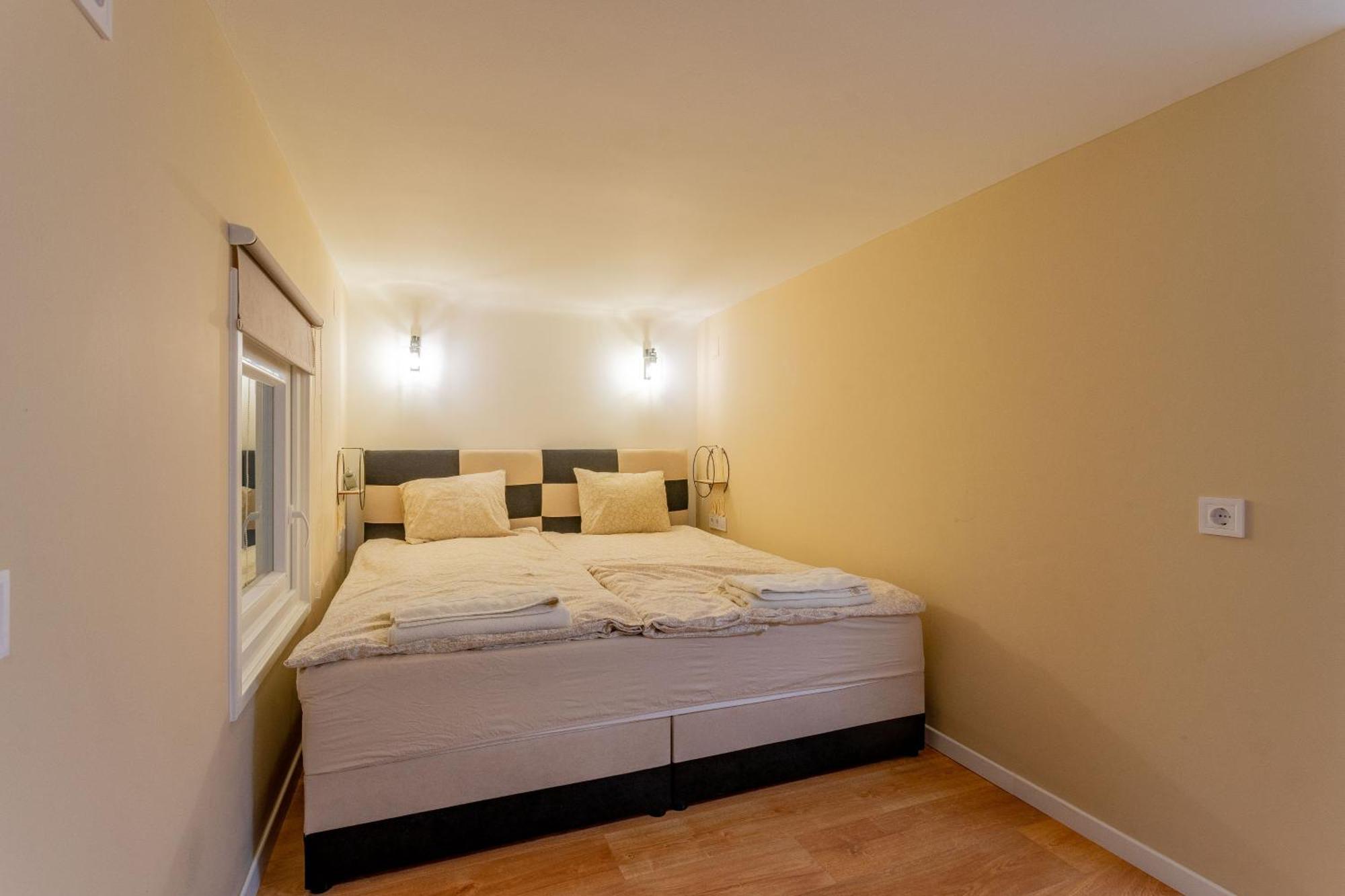 Full Equipment Designed Apartment In The Heart Of Budapest For 4 People Exterior foto