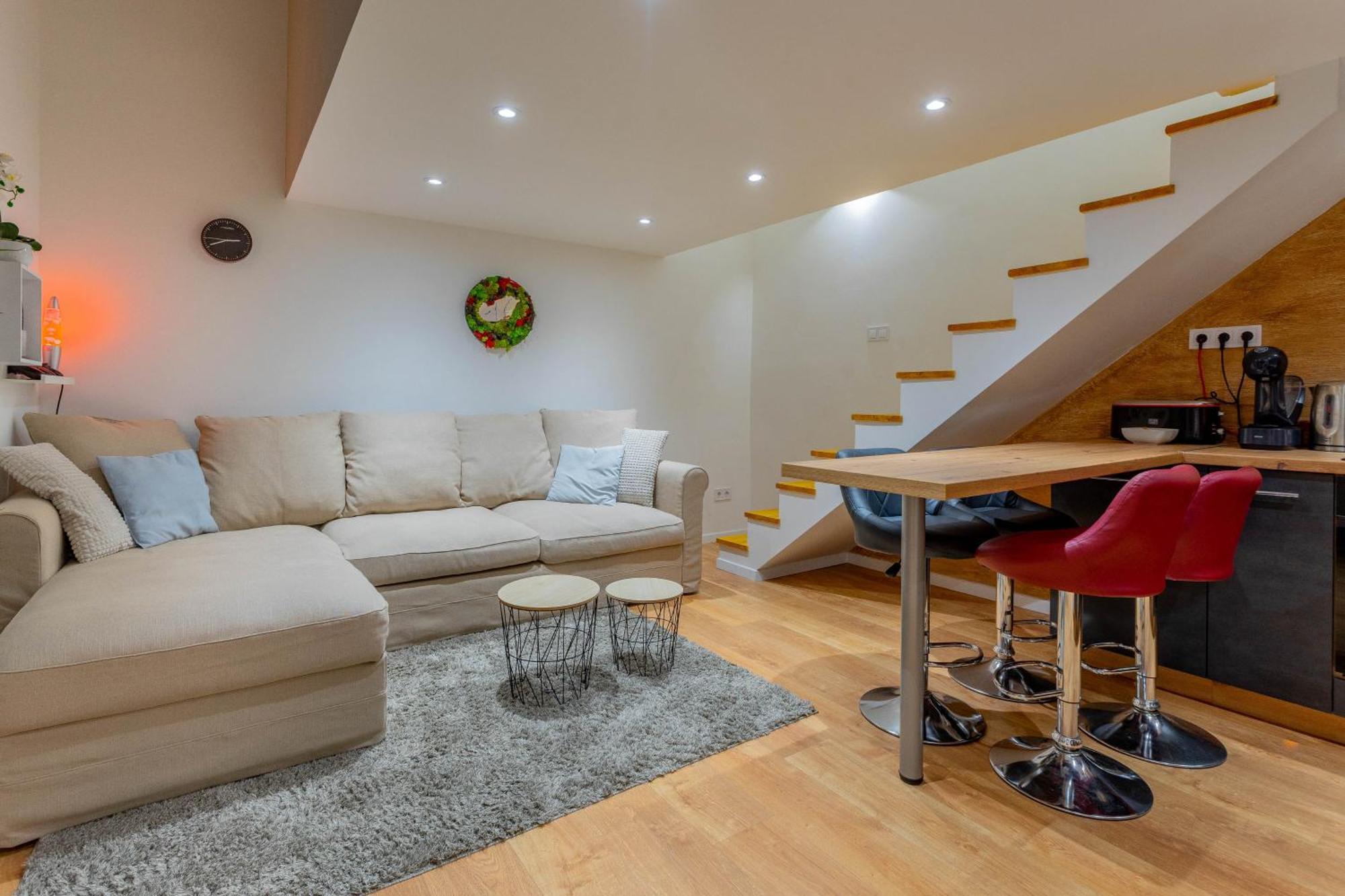 Full Equipment Designed Apartment In The Heart Of Budapest For 4 People Exterior foto